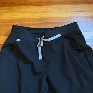 Figs Black jogger scrub pants